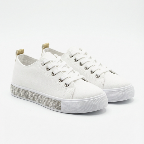 Sneakers blanches femme élégantes avec semelle décorée de strass scintillants ✨👟