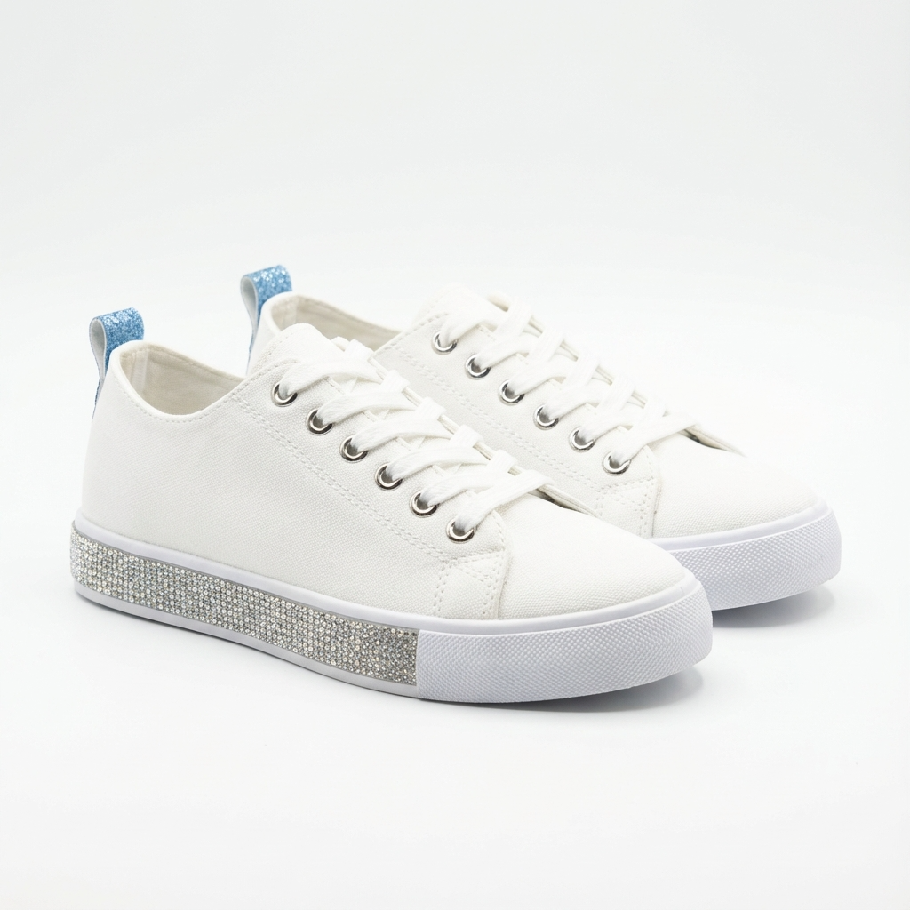 Sneakers blanches femme élégantes avec semelle décorée de strass scintillants ✨👟
